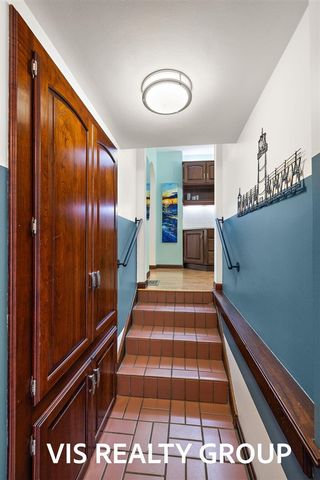 15085 Mercury Drive, Grand Haven, MI 49417
