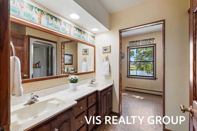 15085 Mercury Drive, Grand Haven, MI 49417