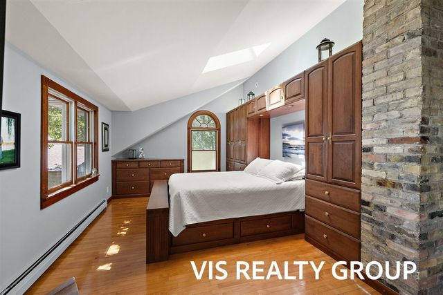 15085 Mercury Drive, Grand Haven, MI 49417