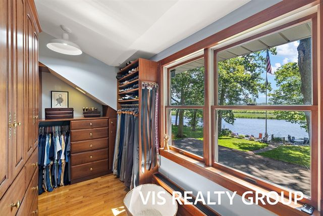 15085 Mercury Drive, Grand Haven, MI 49417