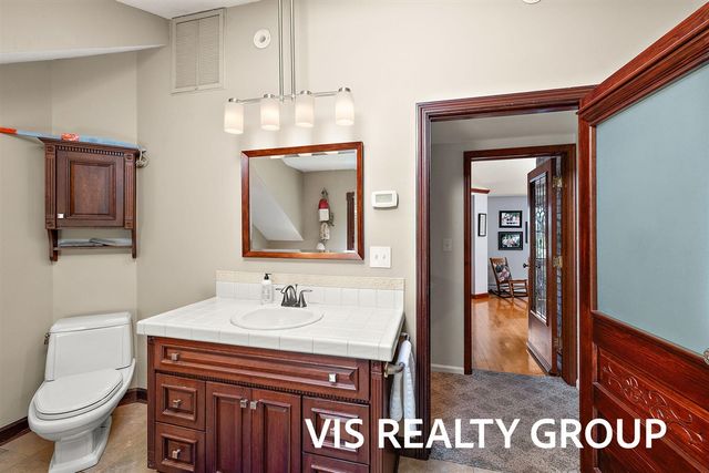 15085 Mercury Drive, Grand Haven, MI 49417