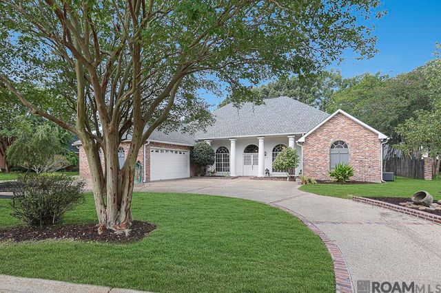 2310 Dove Hollow Dr, Baton Rouge, LA 70809