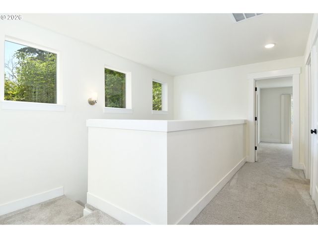 8550 Se BROOKLYN St, Portland, OR 97266