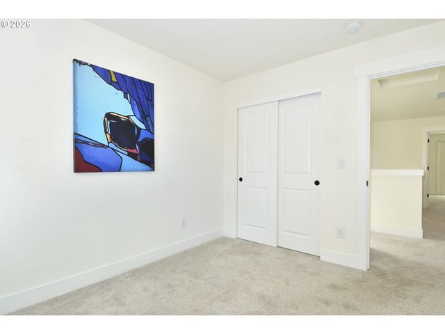 8550 Se BROOKLYN St, Portland, OR 97266