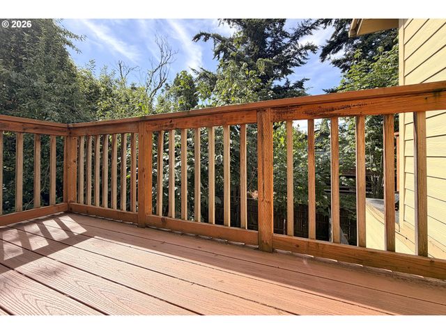 8550 Se BROOKLYN St, Portland, OR 97266