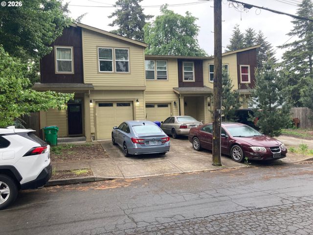 8550 Se BROOKLYN St, Portland, OR 97266