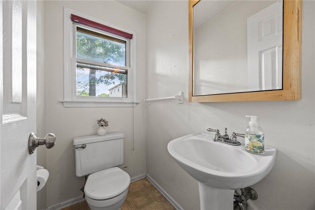 6149 Barkwood Court, Farmington, NY 14425