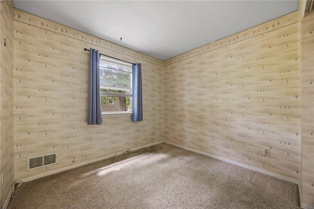 6149 Barkwood Court, Farmington, NY 14425