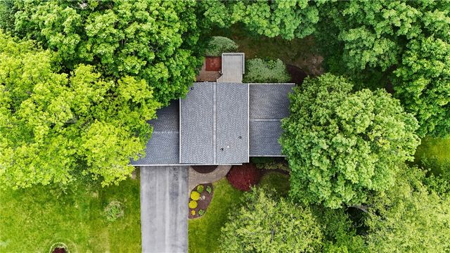 6149 Barkwood Court, Farmington, NY 14425