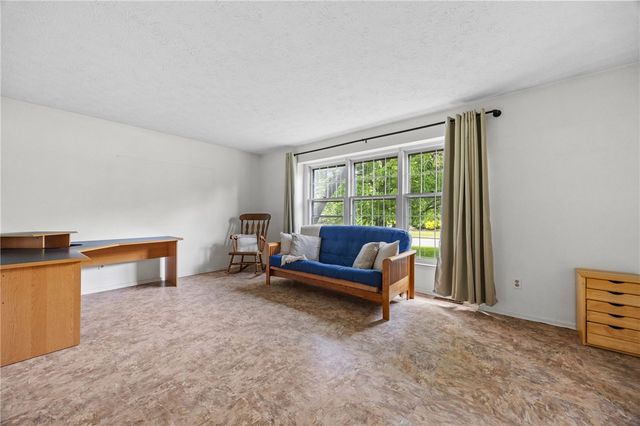 6149 Barkwood Court, Farmington, NY 14425