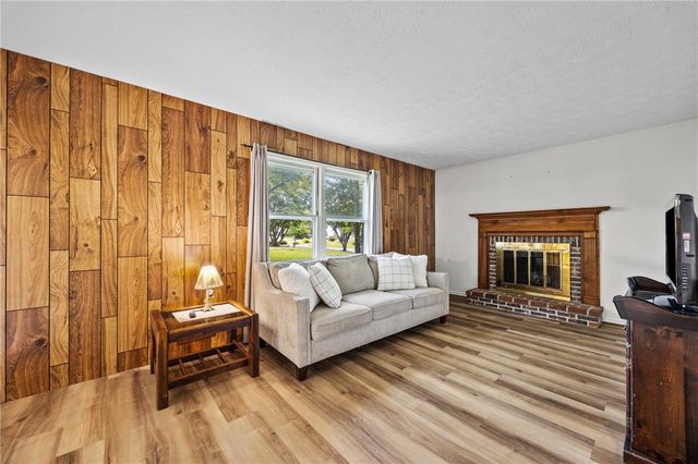 6149 Barkwood Court, Farmington, NY 14425