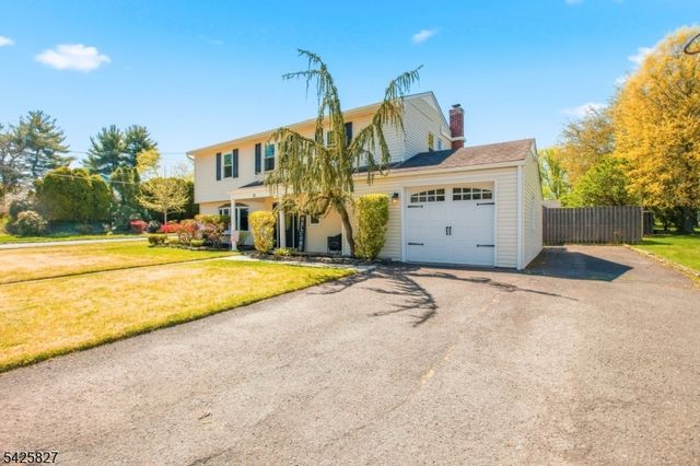 11 Briar Hills Cir, Springfield Twp., NJ 07081