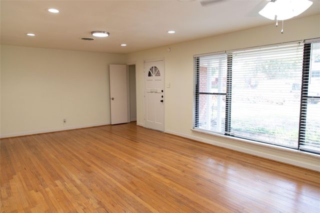 4114 Lemac Drive, Houston, TX 77025