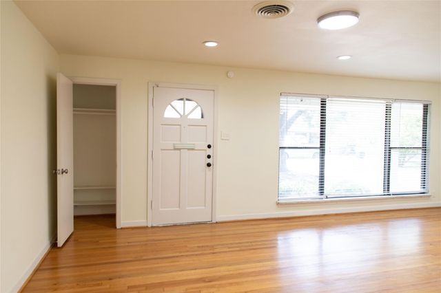 4114 Lemac Drive, Houston, TX 77025
