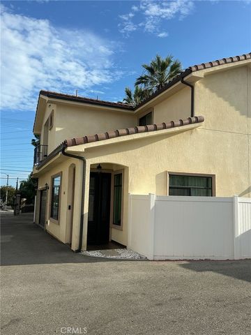 7611 Lilly Way, North Hollywood, CA 91605