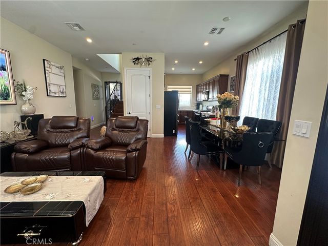7611 Lilly Way, North Hollywood, CA 91605