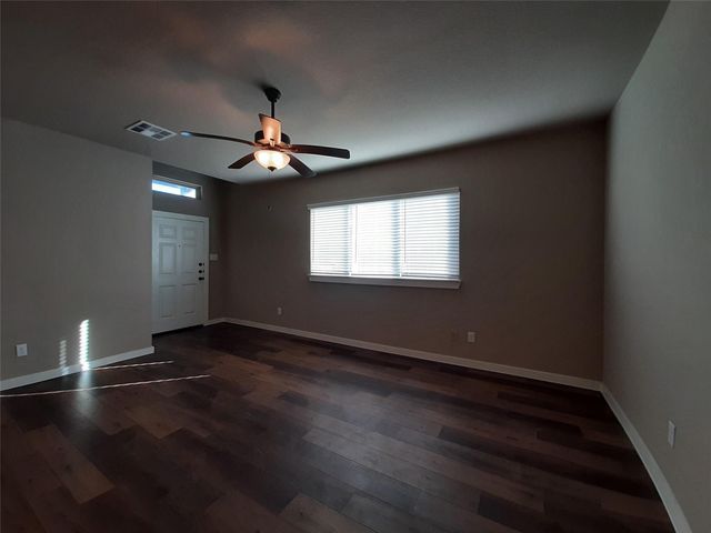 9741 Grosbeak Lane, Magnolia, TX 77354