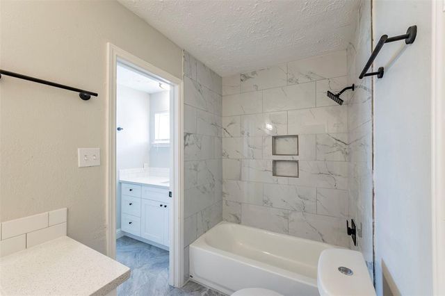 10723 Thorncliff Drive, Humble, TX 77396