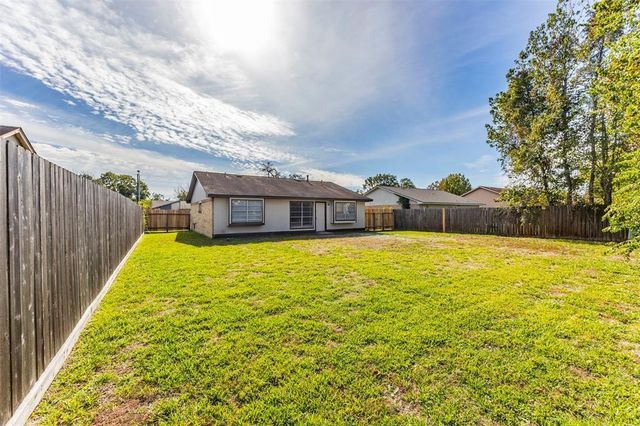 10723 Thorncliff Drive, Humble, TX 77396