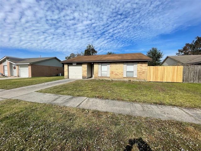 10723 Thorncliff Drive, Humble, TX 77396
