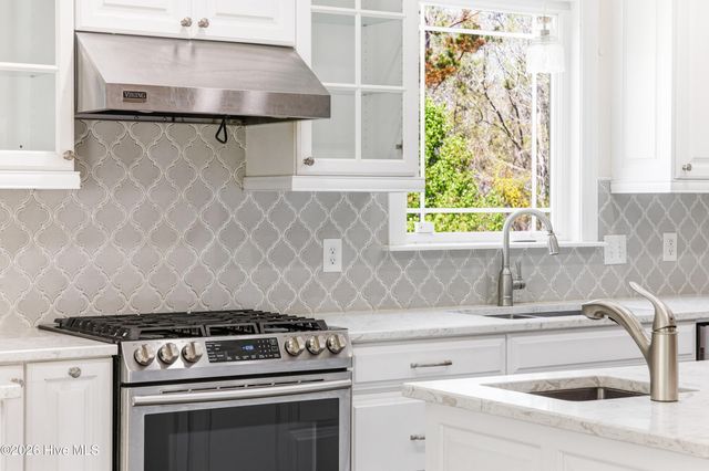 6270 Slade Drive NW, Ocean Isle Beach, NC 28469