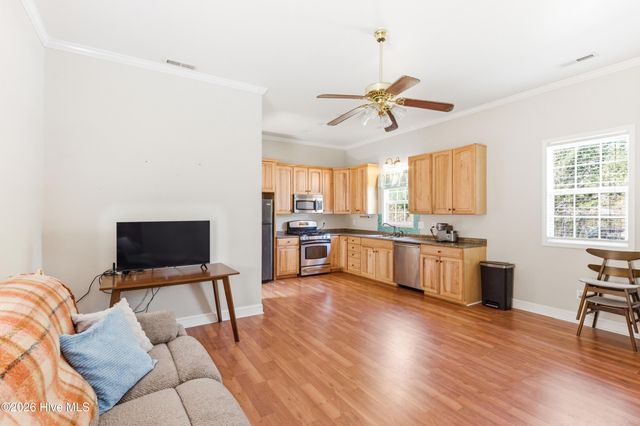 6270 Slade Drive NW, Ocean Isle Beach, NC 28469