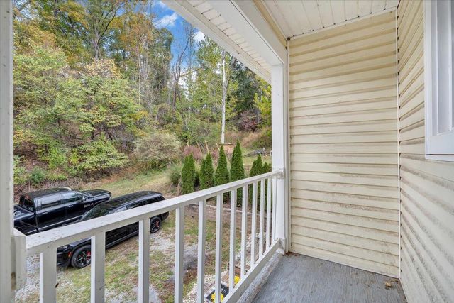 6544 Owens RD, Radford, VA 24141