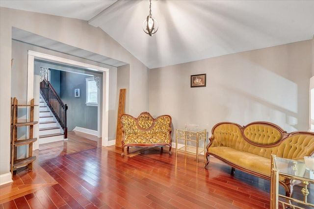 6544 Owens RD, Radford, VA 24141