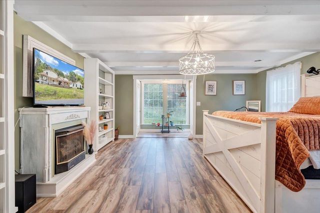 6544 Owens RD, Radford, VA 24141