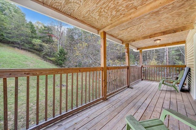 6544 Owens RD, Radford, VA 24141