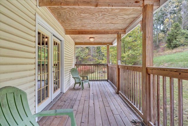 6544 Owens RD, Radford, VA 24141