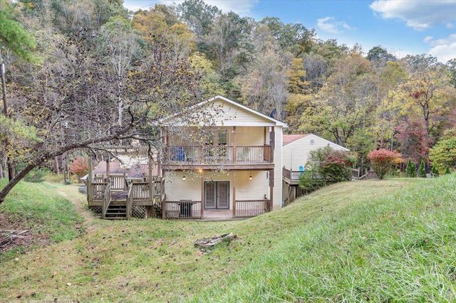 6544 Owens RD, Radford, VA 24141