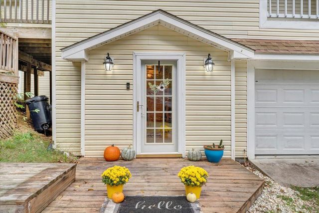 6544 Owens RD, Radford, VA 24141