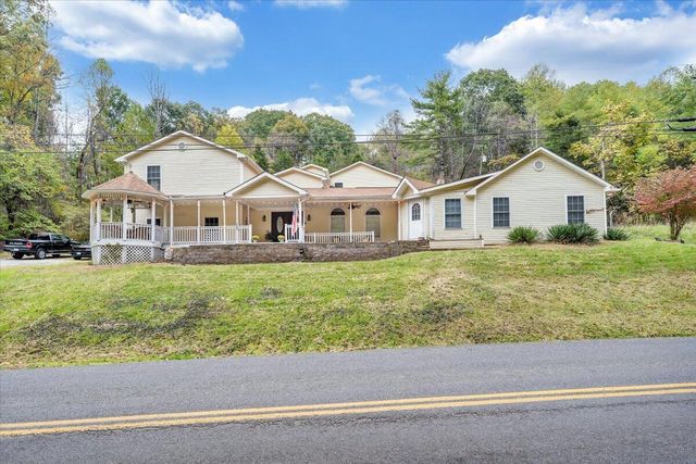 6544 Owens RD, Radford, VA 24141