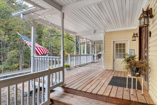 6544 Owens RD, Radford, VA 24141