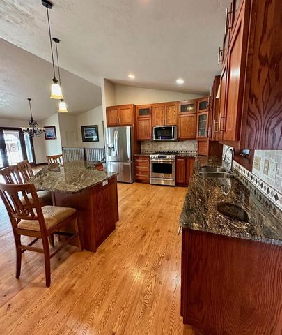 E7555 OSTRANDER ROAD, New London, WI 54961