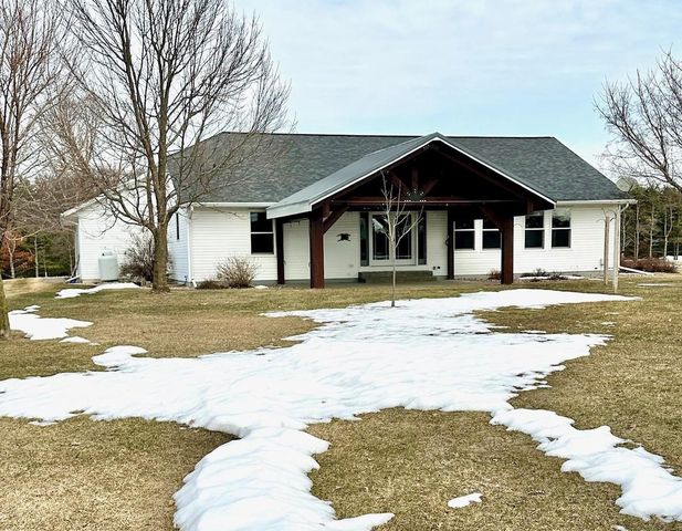 E7555 OSTRANDER ROAD, New London, WI 54961