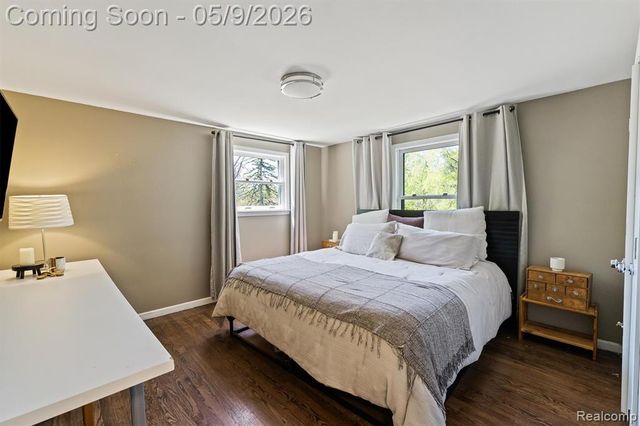 25080 Glynholm Court, Bloomfield Hills, MI 48301