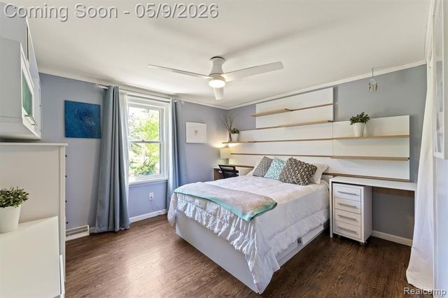 25080 Glynholm Court, Bloomfield Hills, MI 48301