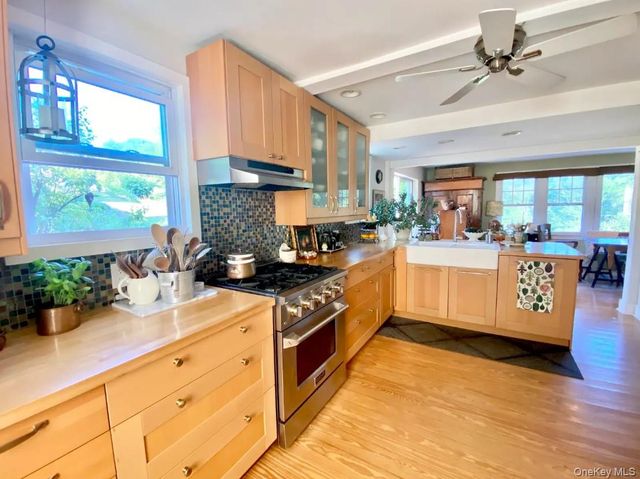 434 Joys Lane, Hurley, NY 12443