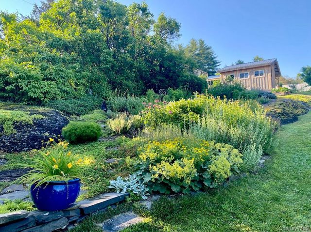434 Joys Lane, Hurley, NY 12443