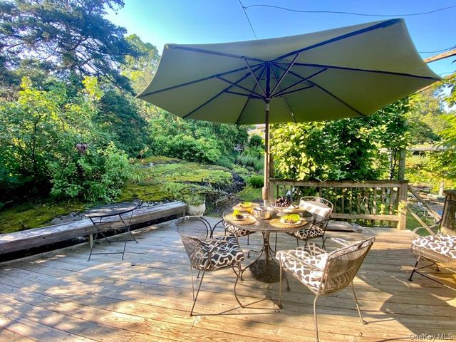 434 Joys Lane, Hurley, NY 12443