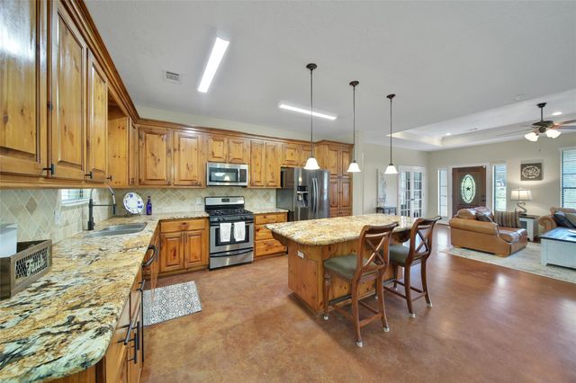 22100 Stone Creek Lane, Montgomery, TX 77316