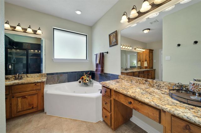 22100 Stone Creek Lane, Montgomery, TX 77316