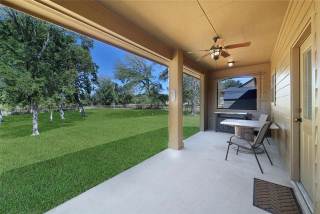 22100 Stone Creek Lane, Montgomery, TX 77316