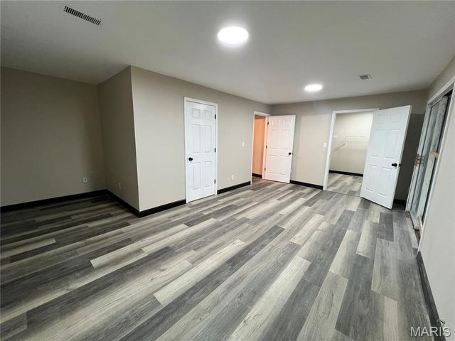 720 Beardsley Court, St Louis, MO 63135