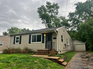 720 Beardsley Court, St Louis, MO 63135