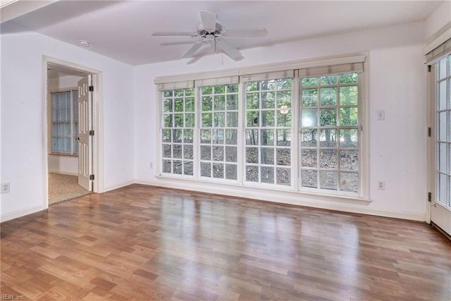 237 Woodmere Dr Unit B, Williamsburg, VA 23185