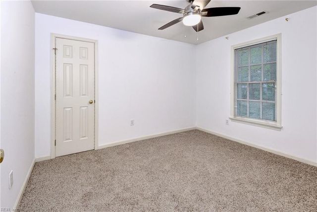 237 Woodmere Dr Unit B, Williamsburg, VA 23185