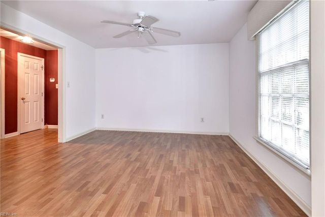 237 Woodmere Dr Unit B, Williamsburg, VA 23185